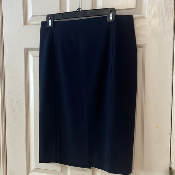 Ann Taylor navy blue pencil skirt - Picture 1 of 5